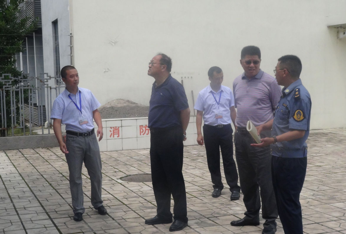 ���Ƚ�ͨ���䲿������CA88��ҵ��������վ�鳭�쵼����