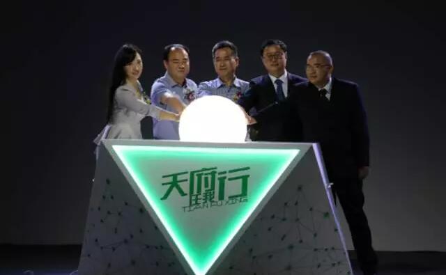 8��18�������츮��APP�����߰䲼��Բ�����У�