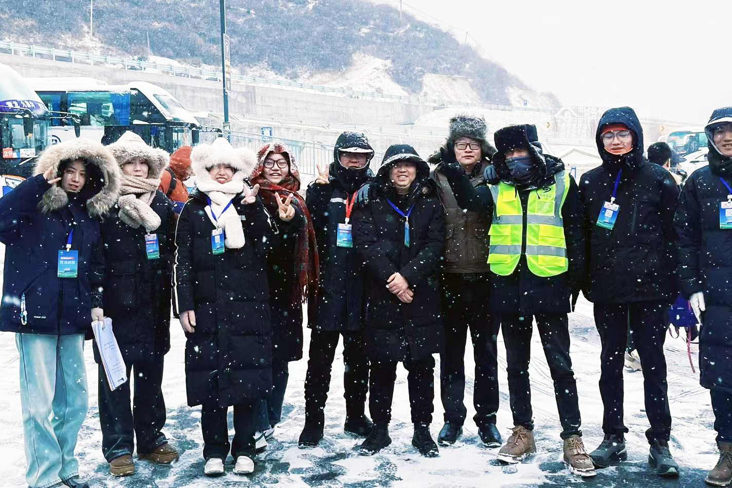 �����˼�ʵ���������У����ο͵����ˡ������ˡ�������